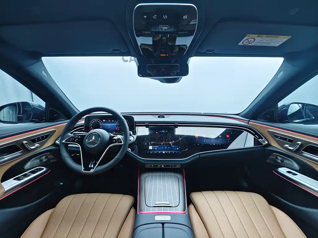 Mercedes-Benz E-Class 2025 — фото 12