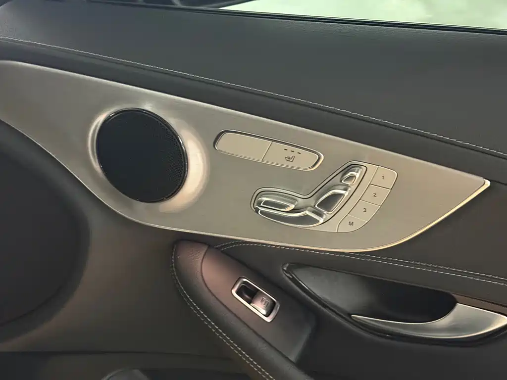 Mercedes-Benz C-Class 2020 — фото 11