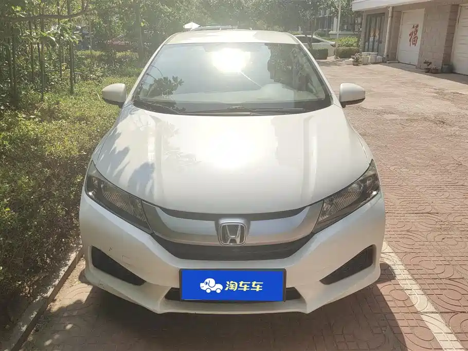 Honda City 2017 — фото 2
