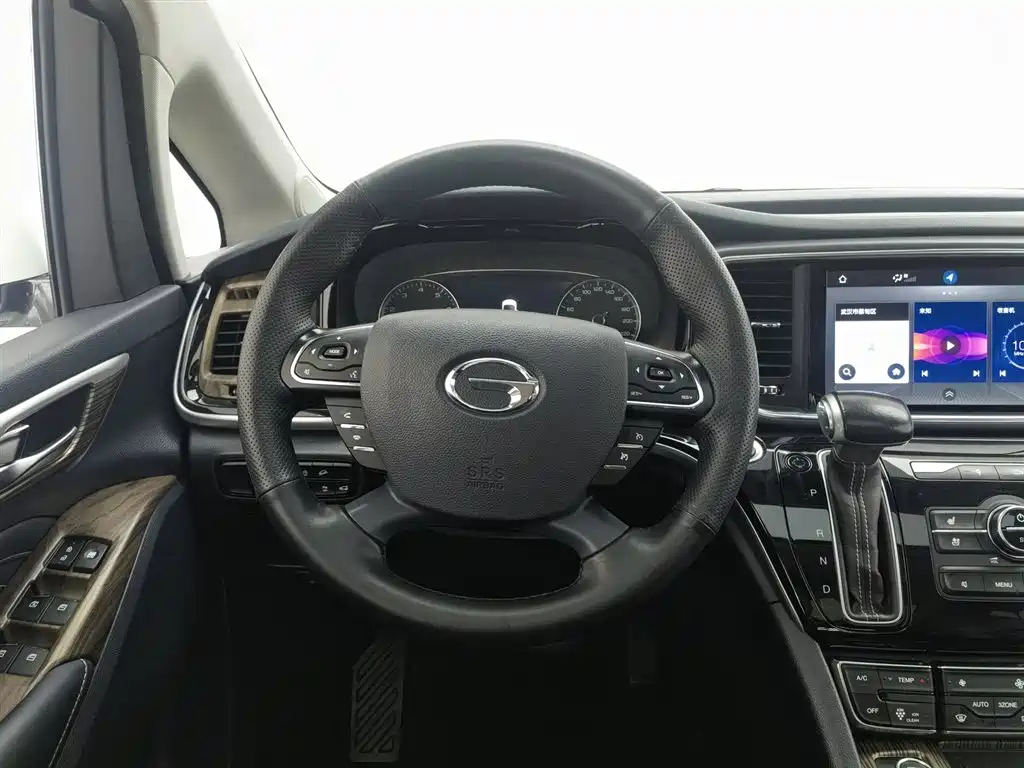 GAC Motor Trumpchi M8 2020 — фото 11