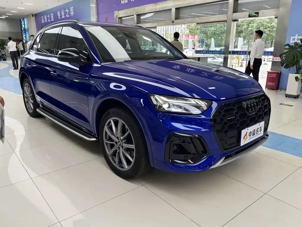 Audi Q5L 2021
