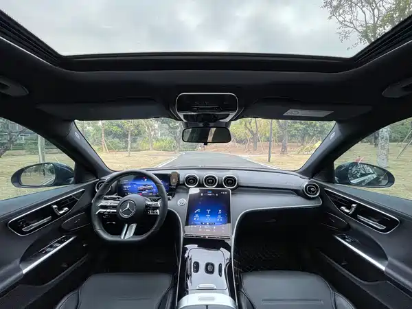 Mercedes-Benz C-Class 2022