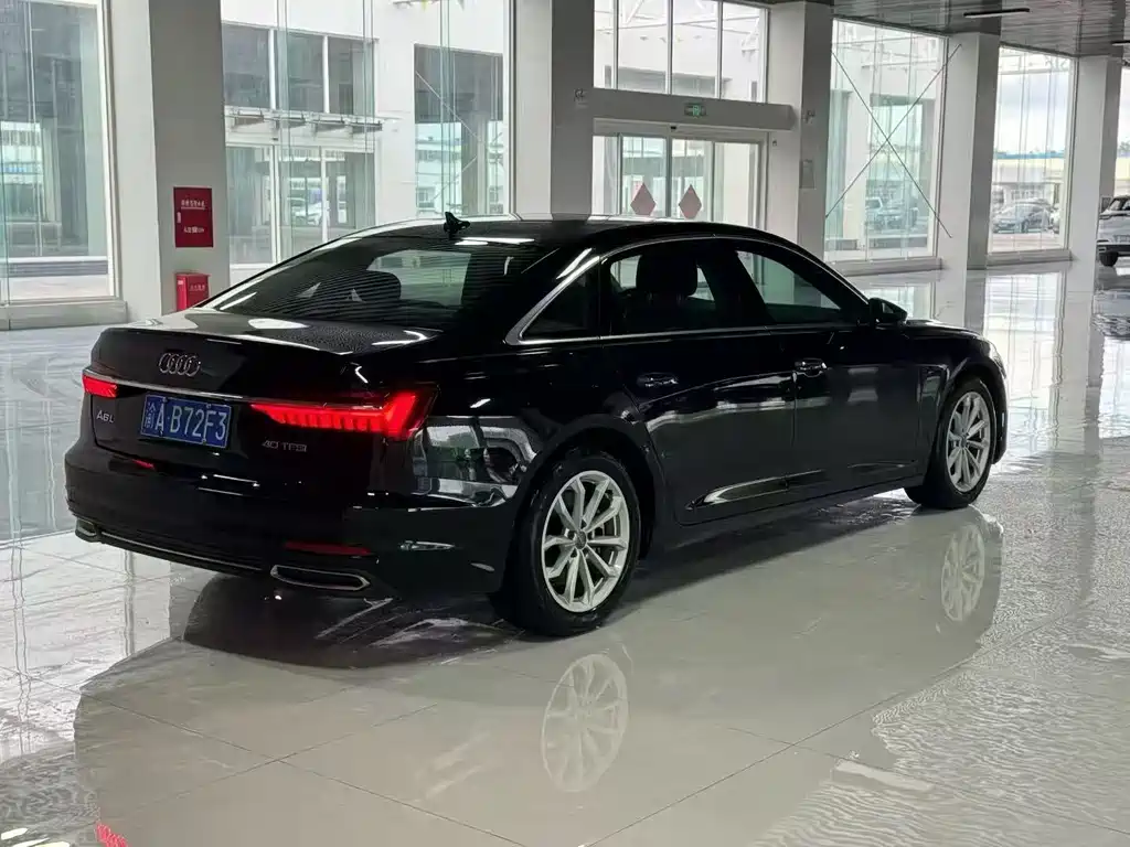 Audi A6L 2020