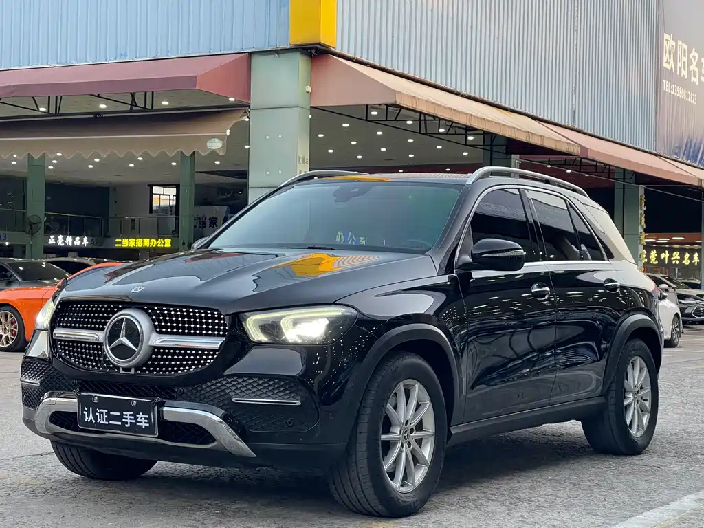 Mercedes-Benz GLE 2021 — фото 1