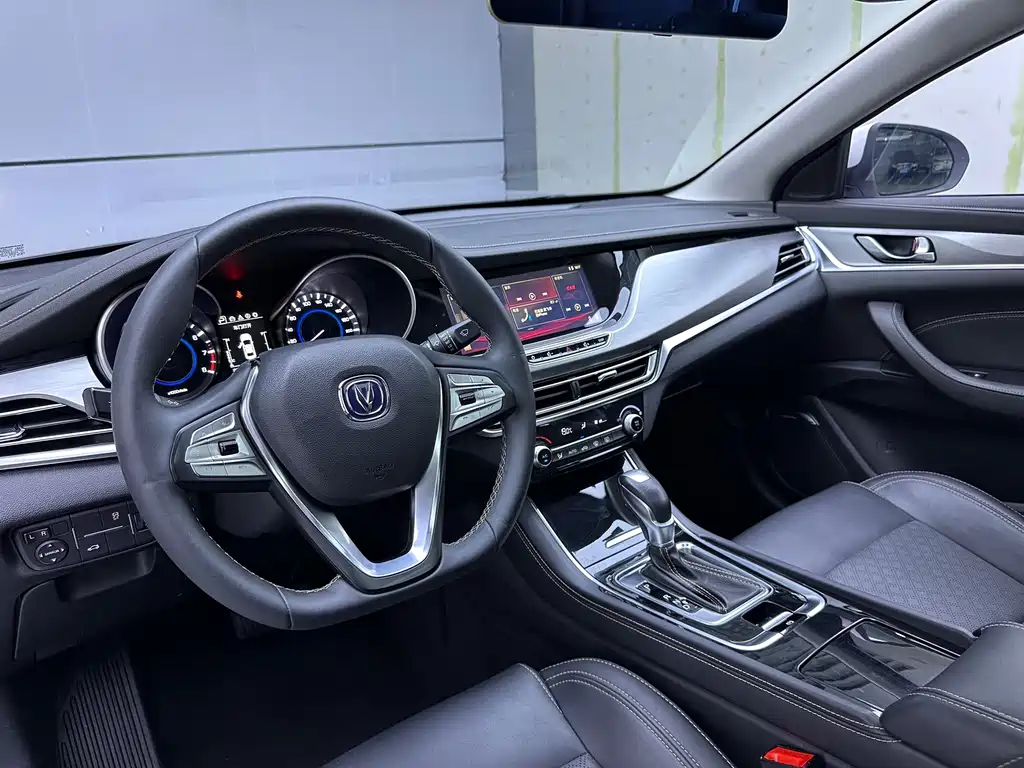 Changan Eado 2019 — фото 10