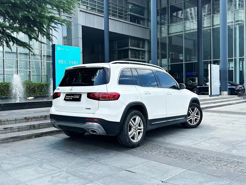 Mercedes-Benz GLB 2022