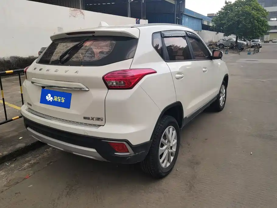 BAIC Shenbao X35 2018 — фото 3