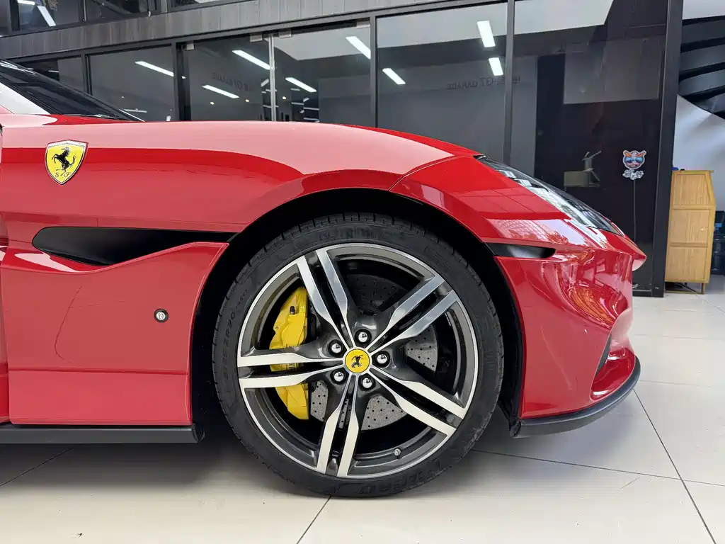 Ferrari Portofino 2022 — фото 23