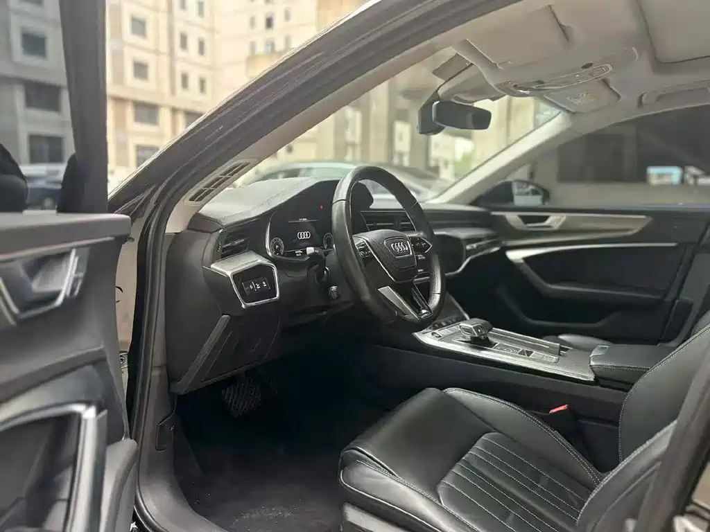 Audi A6L 2023 — фото 3