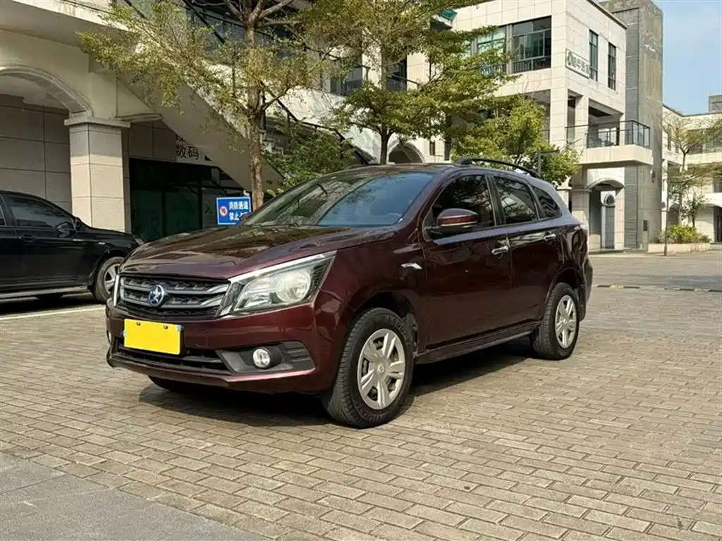 Venucia T70 2018