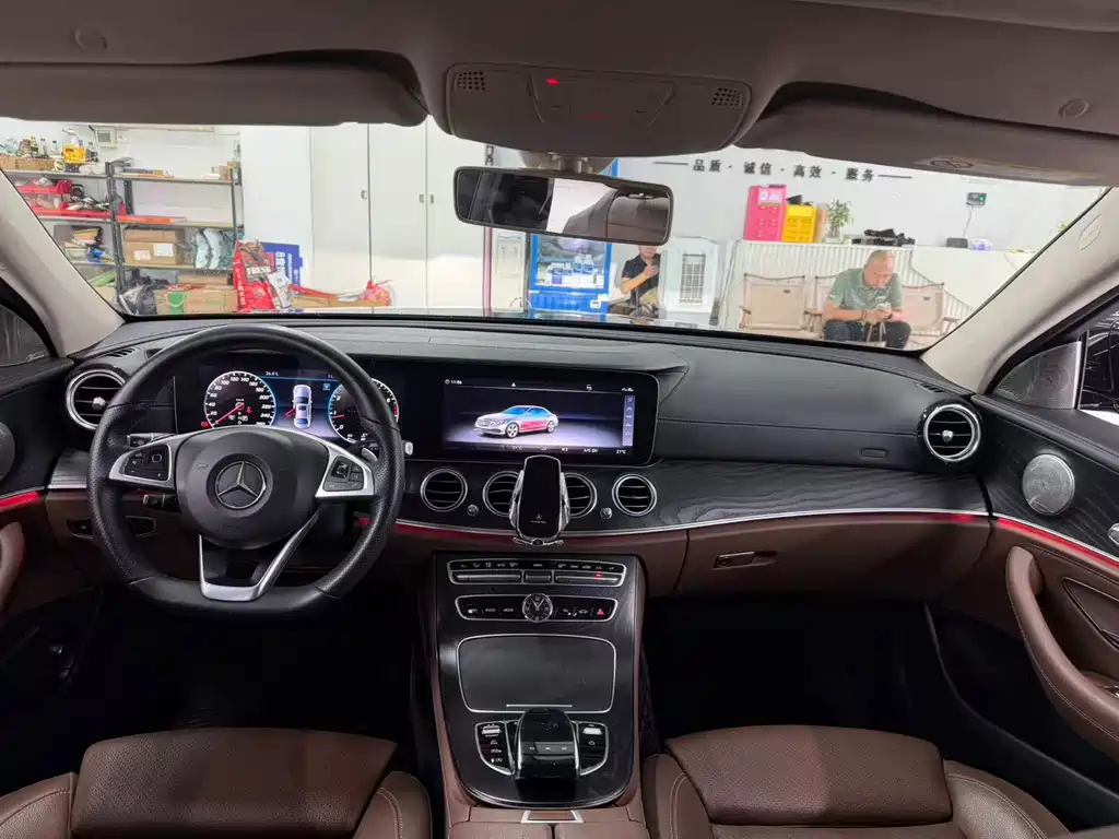 Mercedes-Benz E-Class 2018 — фото 6