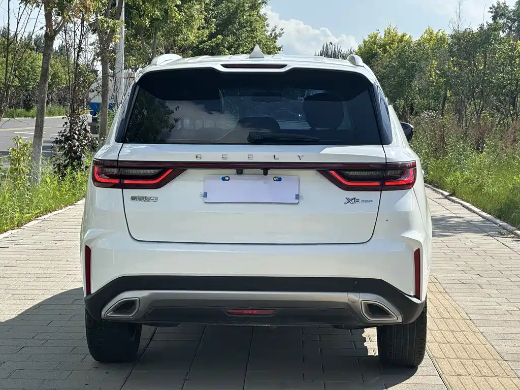 Geely Vision X6 2021