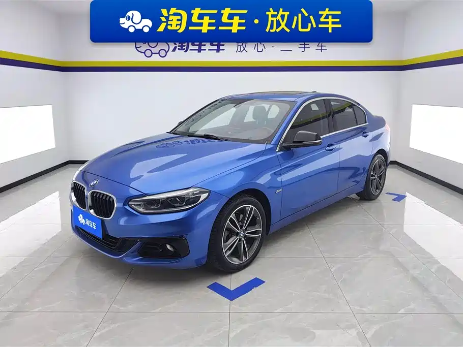 BMW 1 Series 2018 — фото 1