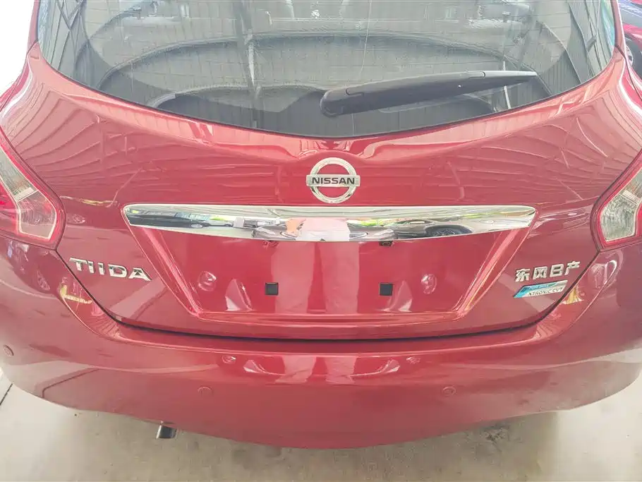 Nissan Tiida 2015 — фото 4
