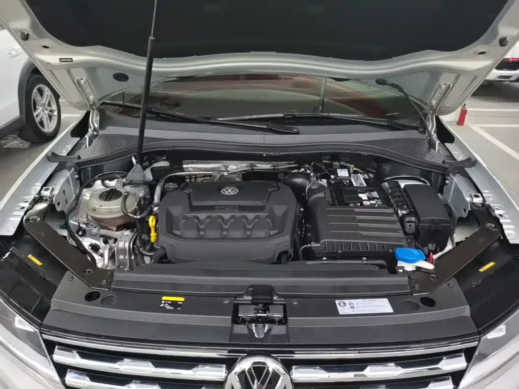 Volkswagen Tiguan L 2018 — фото 20