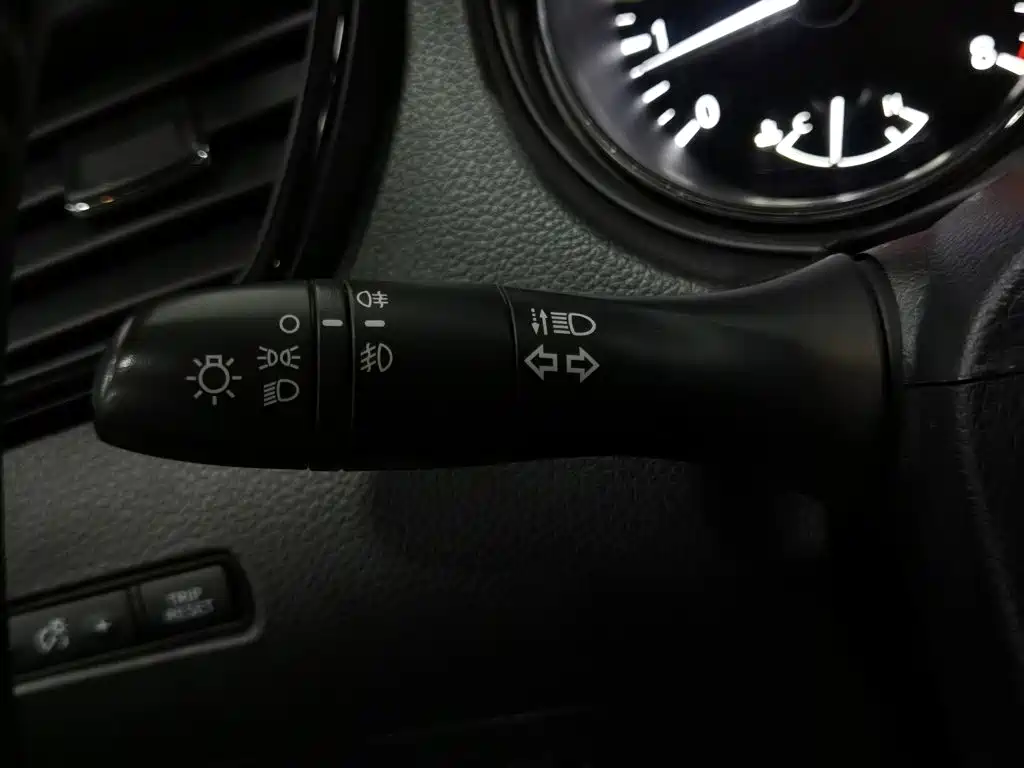 Nissan X-Trail 2018 — фото 21