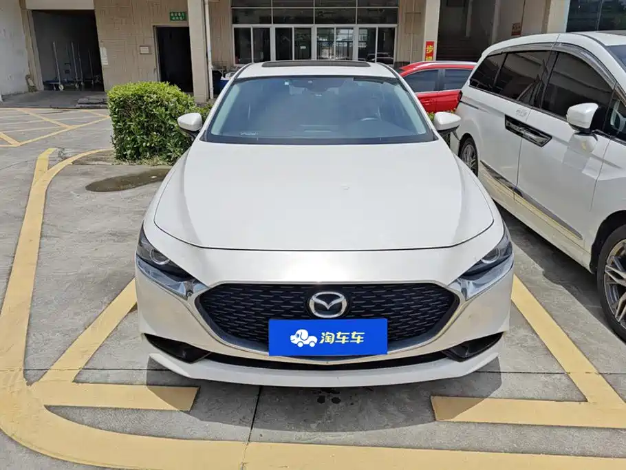 Mazda 3 Axela 2020