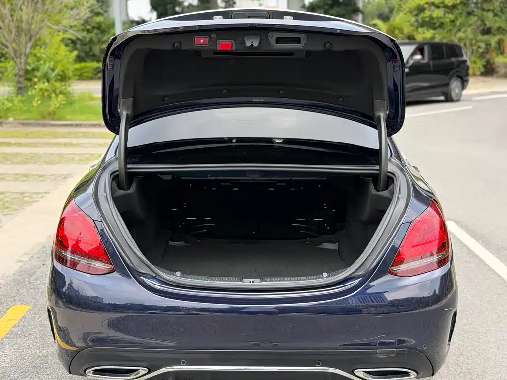 Mercedes-Benz C-Class 2020 — фото 15