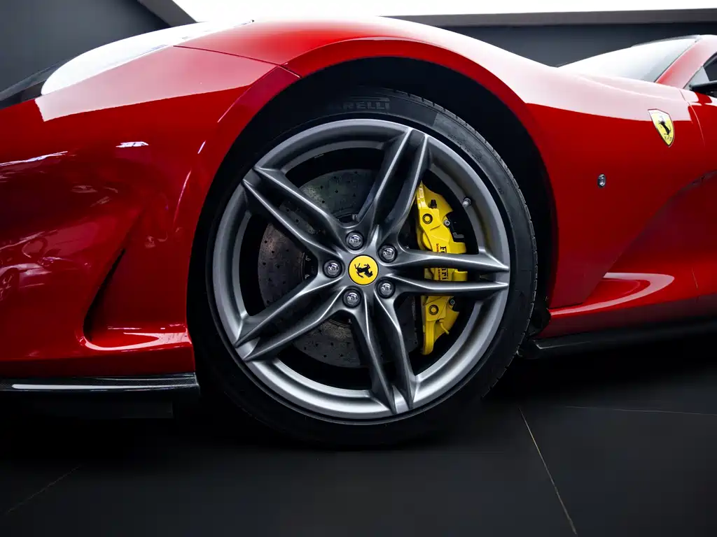 Ferrari 812 2021 — фото 43