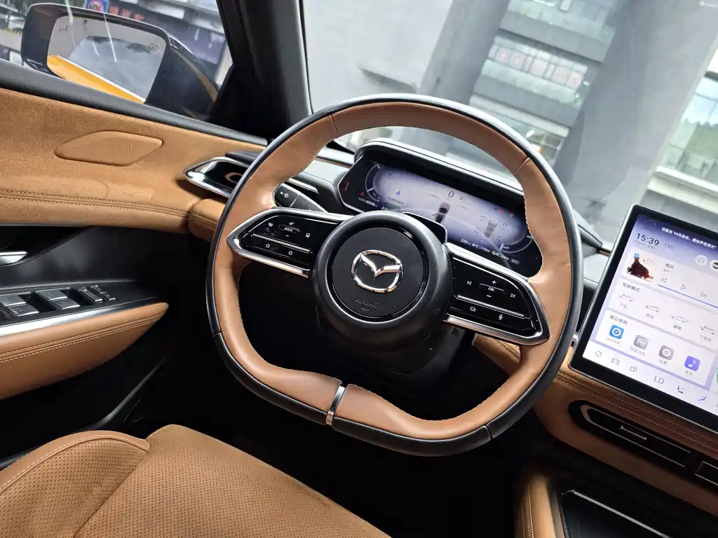 Mazda EZ-6 2024 — фото 17