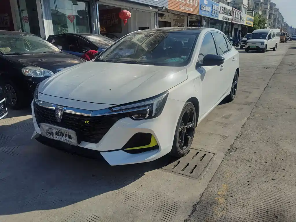Roewe MAX 2022
