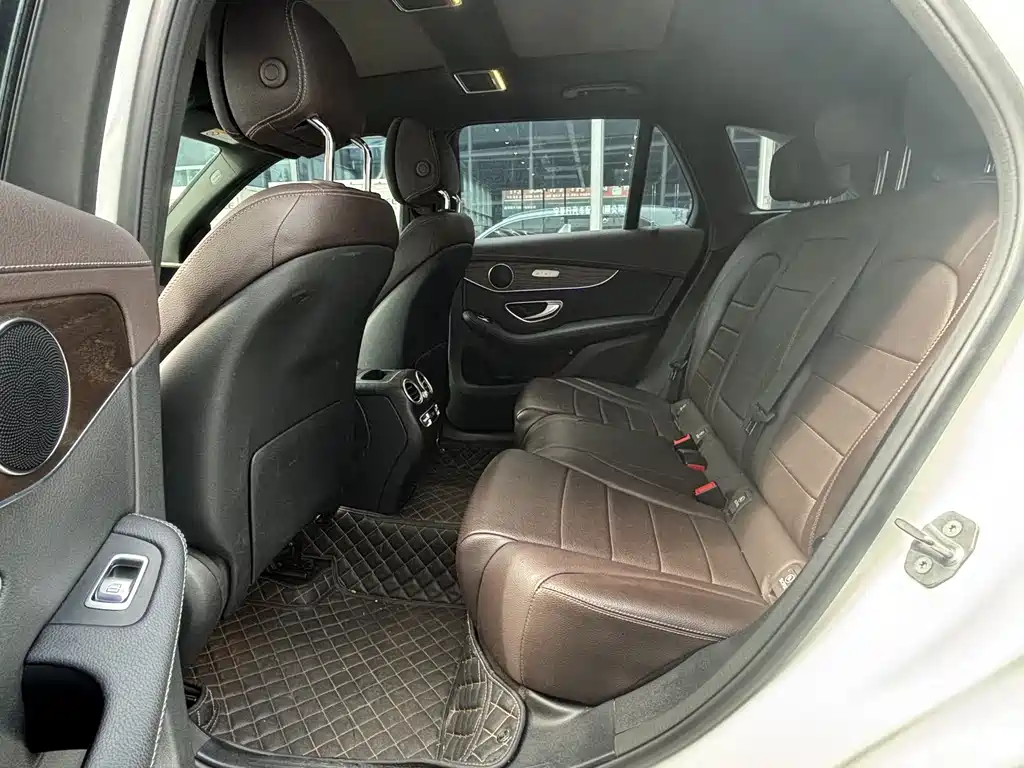 Mercedes-Benz GLC 2021
