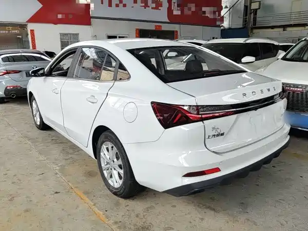 Roewe i5 2025