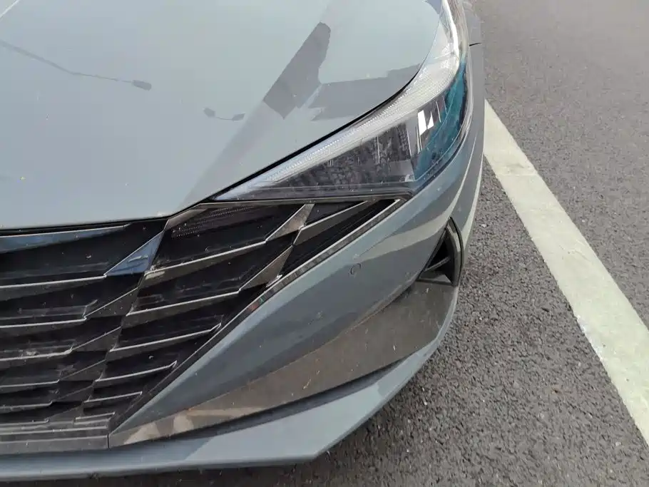 Hyundai Elantra 2021