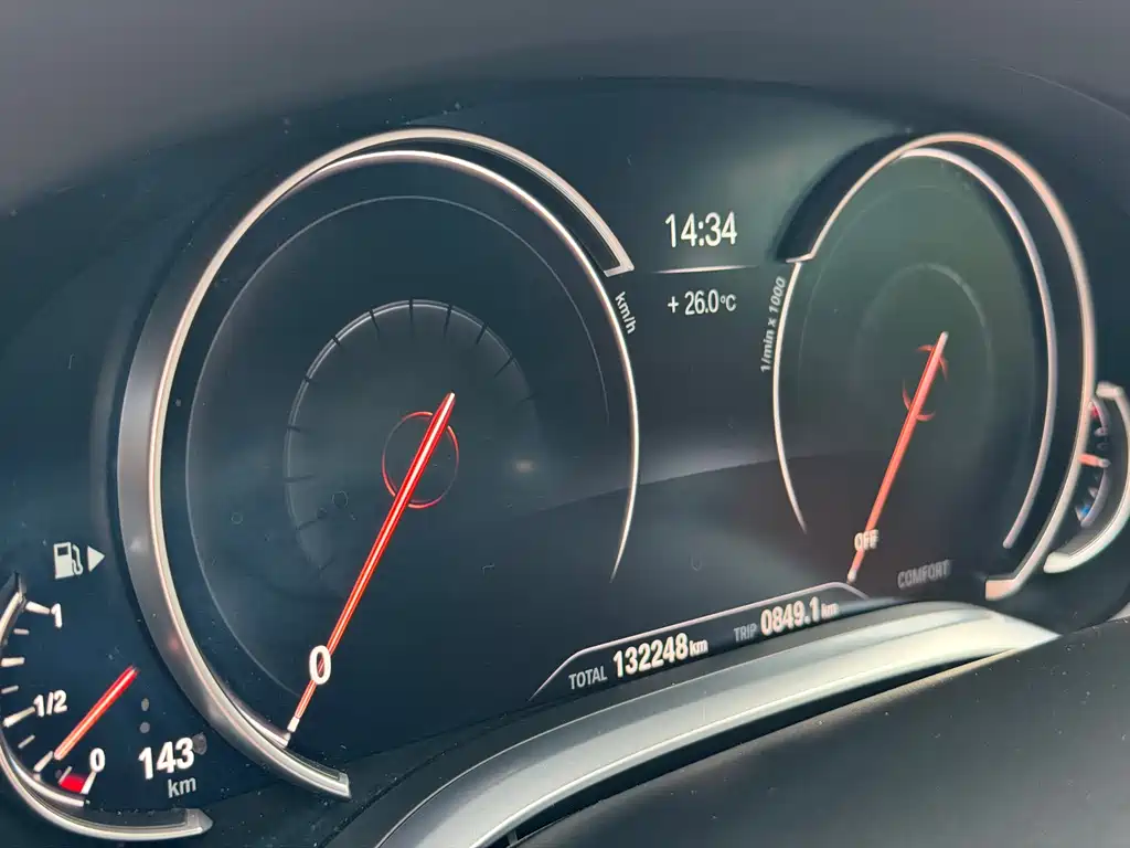 BMW 7 Series 2018 — фото 9