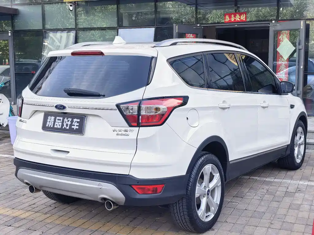 Ford Kuga 2018 — фото 6