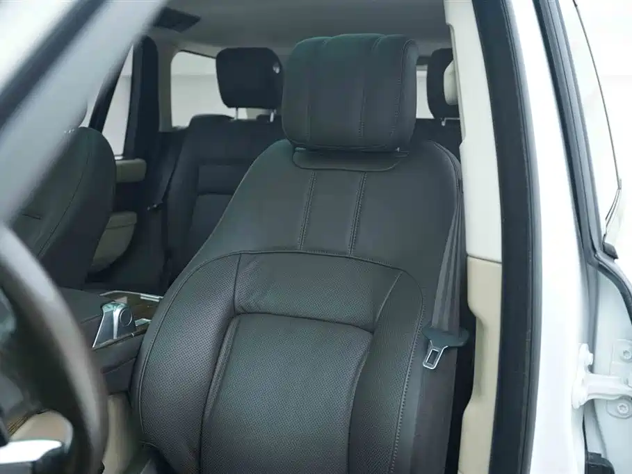 Land Rover Range Rover 2020 — фото 12