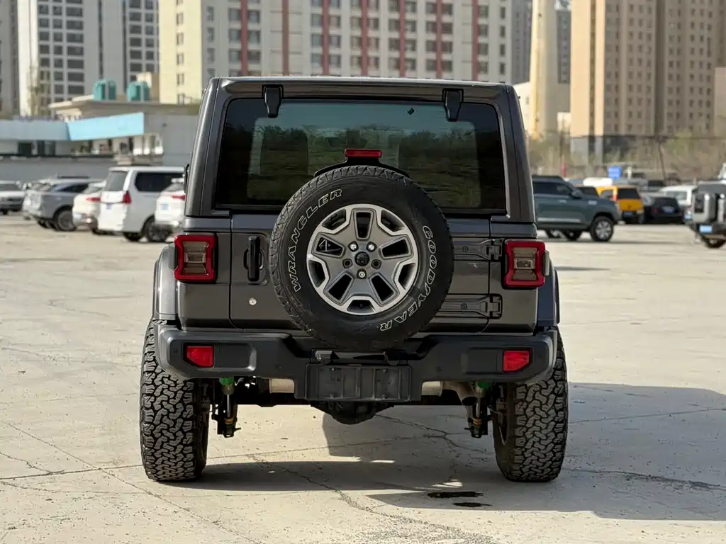 Jeep Wrangler 2019 — фото 9