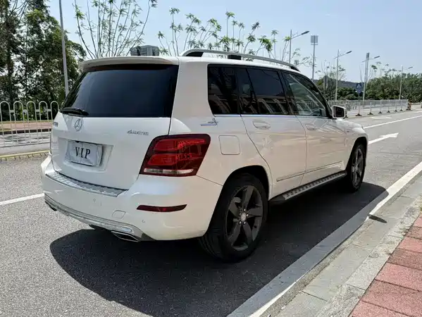 Mercedes-Benz GLK-Class 2015