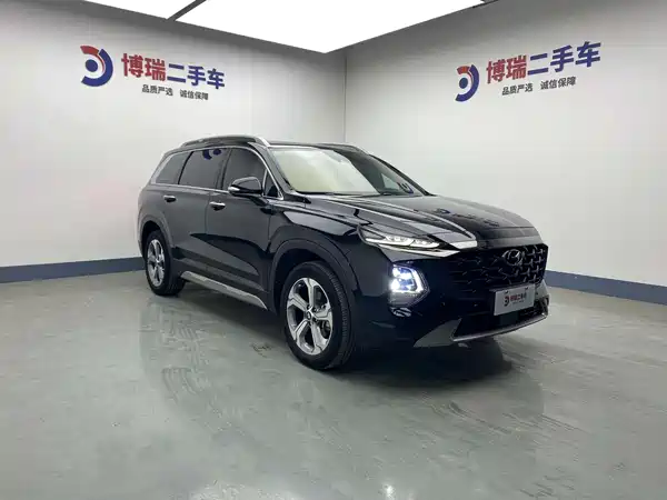 Hyundai Santa Fe 2023