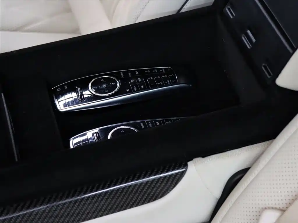 Mercedes-Benz S-Class AMG 2014 — фото 25