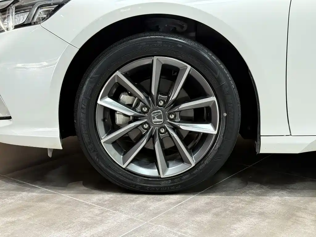 Honda Inspire 2022 — фото 13