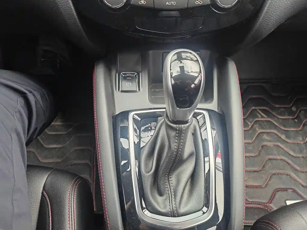 Nissan Qashqai 2023 — фото 10