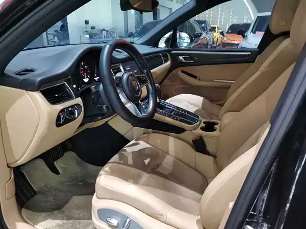 Porsche Macan 2016