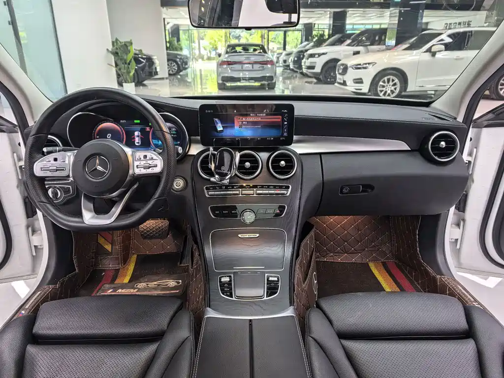 Mercedes-Benz C-Class 2021