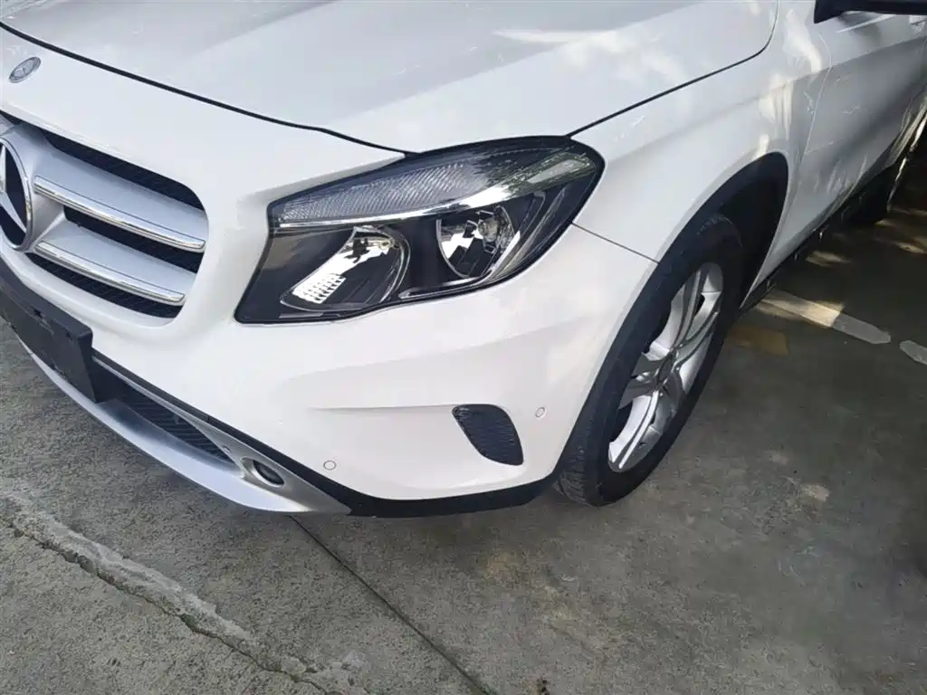 Mercedes-Benz GLA 2015 — фото 24