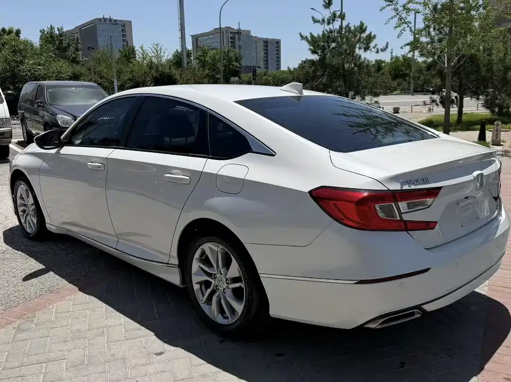 Honda Accord 2019 — фото 3