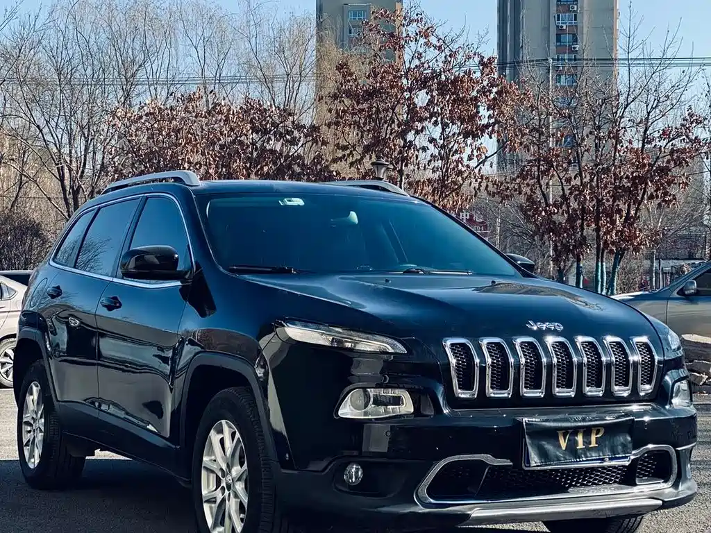 Jeep Cherokee 2016