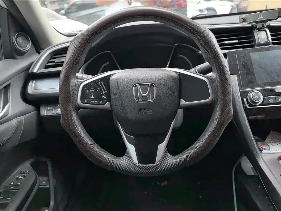 Honda Civic 2018 — фото 15