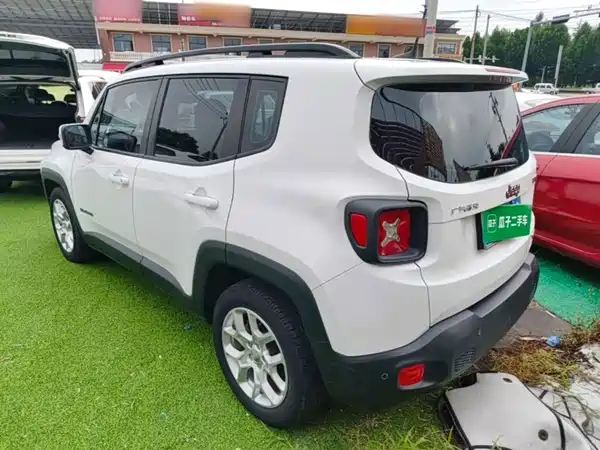 Jeep Freeman 2018