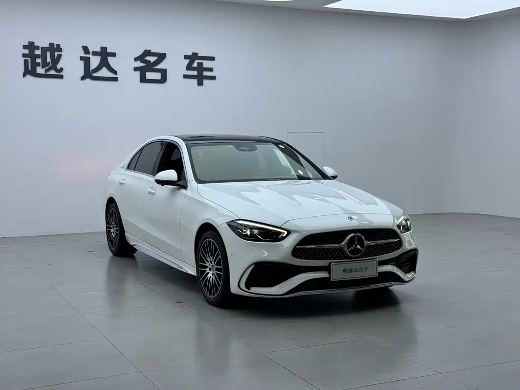 Mercedes-Benz C-Class 2024