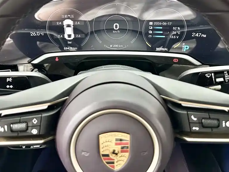Porsche Taycan 2023 — фото 14