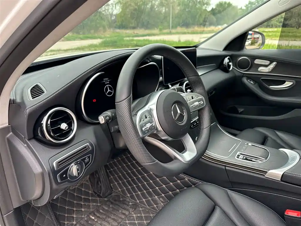 Mercedes-Benz C-Class 2020 — фото 13