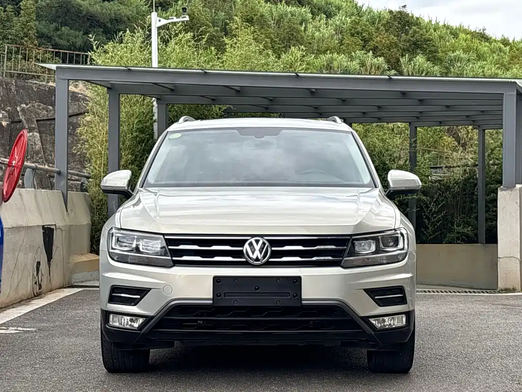 Volkswagen Tiguan L 2020