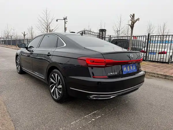 Volkswagen Passat 2024
