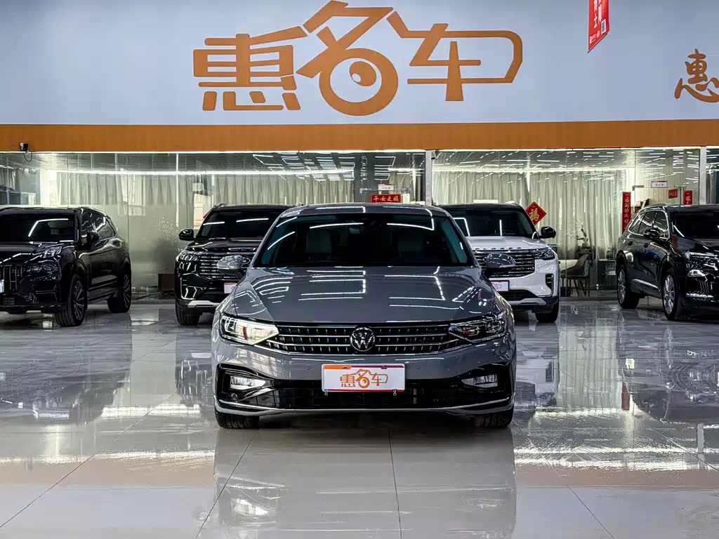 Volkswagen Magotan 2024